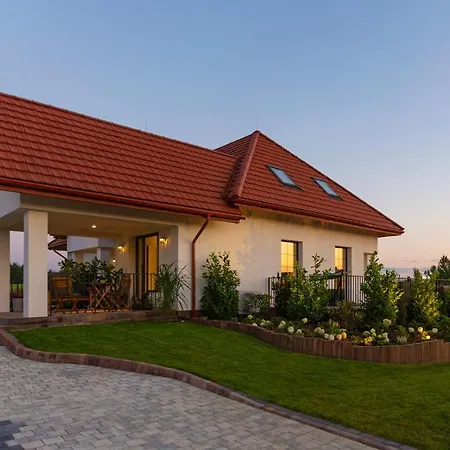 Lisie Sprawki Villa Beblo Exterior photo